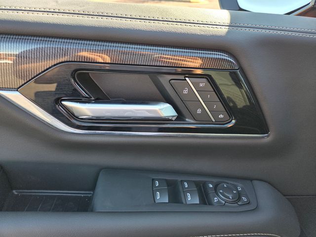 2026 GMC Yukon XL 4WD Elevation