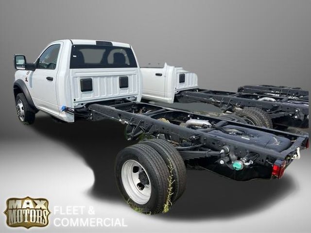 2024 Ram 5500HD Tradesman 3