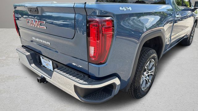 Used 2024 Blue GMC SLT image 35