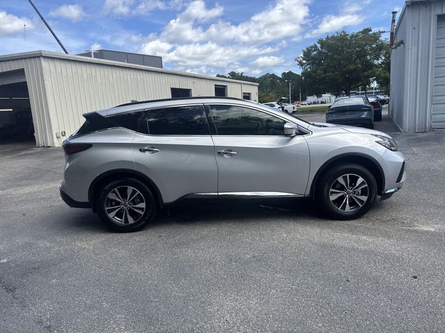 Used 2024 Silver Nissan SV image 4