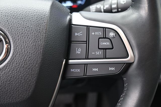 Used 2023 Toyota Highlander SUV