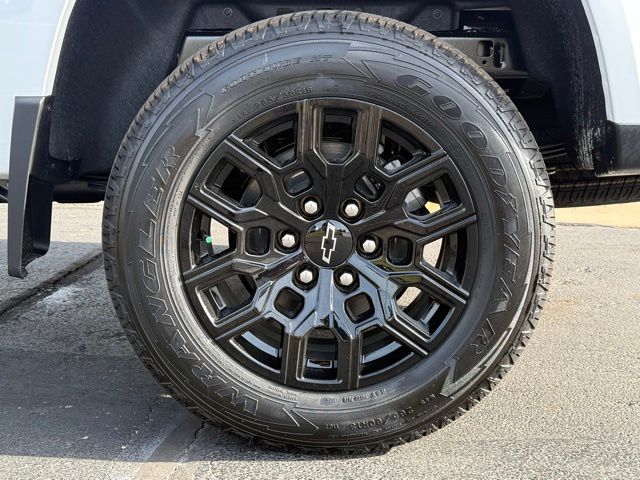 new 2026 Chevrolet Colorado car, priced at $36,730