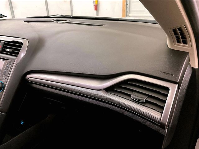 2018 Ford Fusion SE White at Klick Lewis Buick Chevrolet