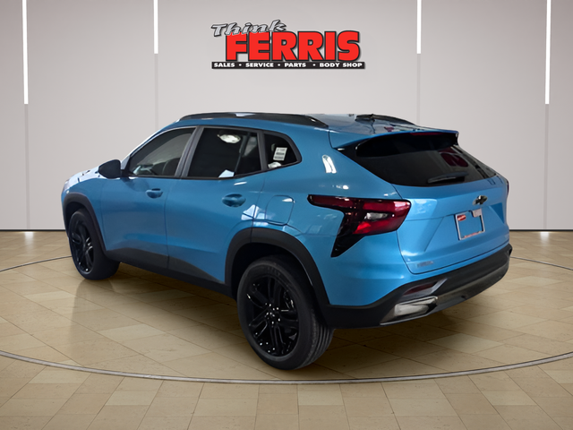 View vehicle photo 3