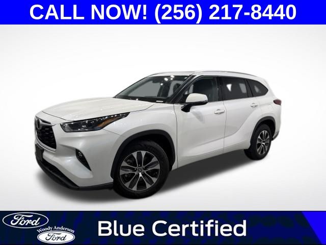 White (Blizzard Pearl) 2021 Toyota Highlander SUV / Crossover Front-Wheel Drive 8-Speed Automatic