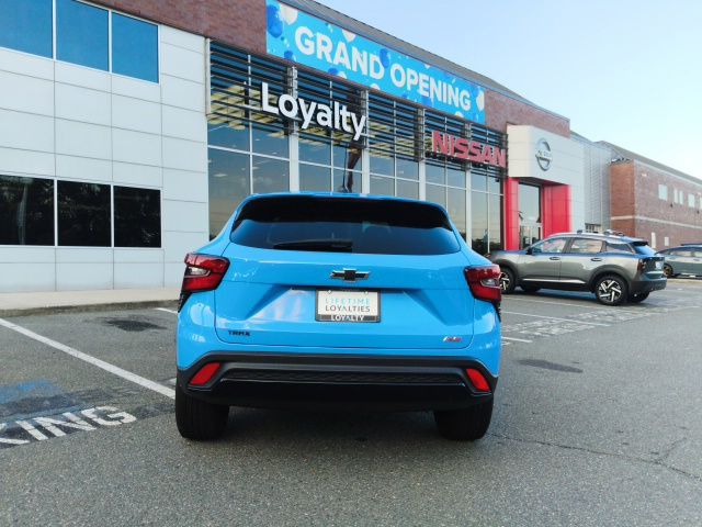 Used 2024 Chevrolet Trax SUV