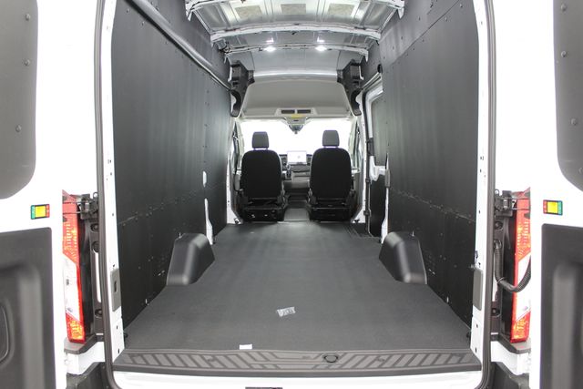 New 2026 White Ford Base image 5