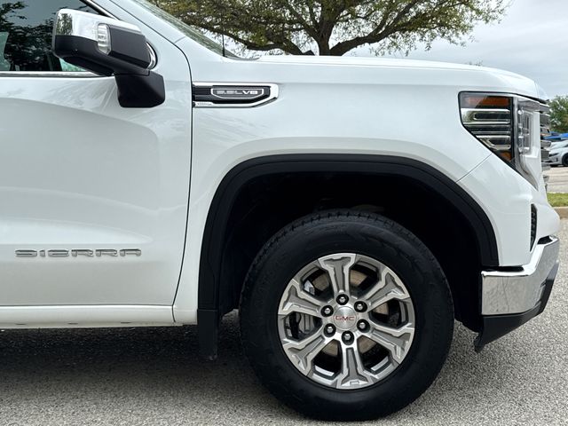 Used 2025 White GMC SLT image 5