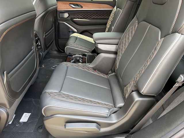 New 2026 Baltic Gray Metallic Clear-Coat Exterior Paint Jeep Summit image 19