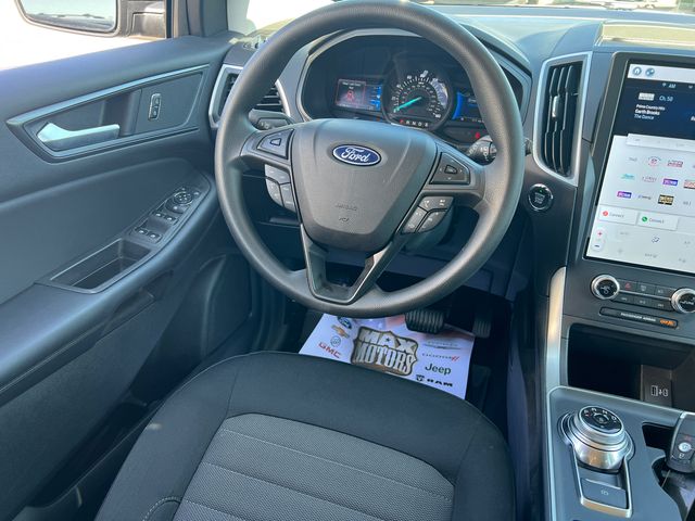 2023 Ford Edge SE 17