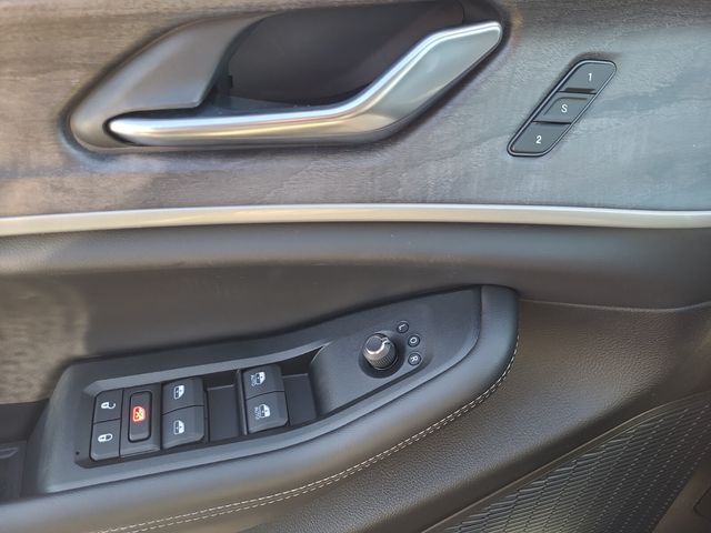 New 2025 Black Jeep Limited image 24