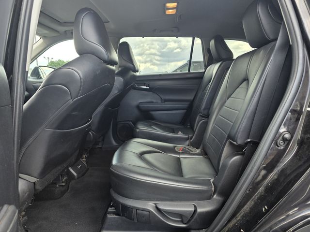 Used 2022 Toyota Highlander SUV