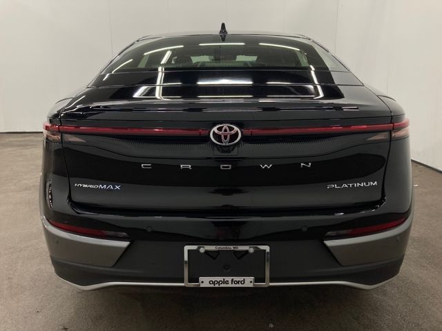 2023 Toyota Crown Platinum