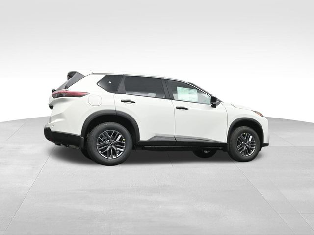 2025 Nissan Rogue S 36