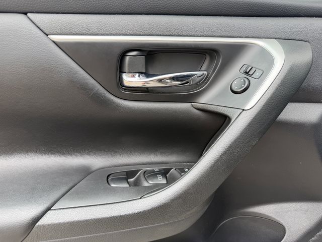 2017 Nissan Altima 2.5 SV Brown at Cook Ford