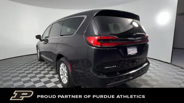 Used 2023 Chrysler Pacifica For Sale in Indianapolis, IN