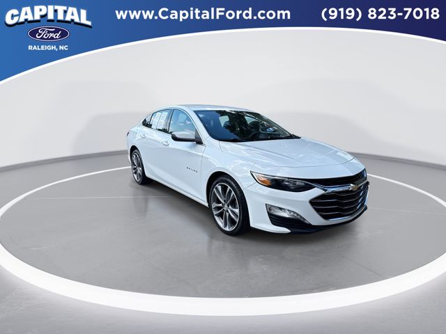 Used 2022 White Chevrolet LT image 2