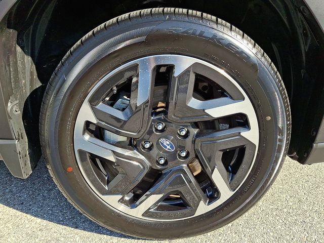 2025 Subaru Forester Hybrid Limited - 9