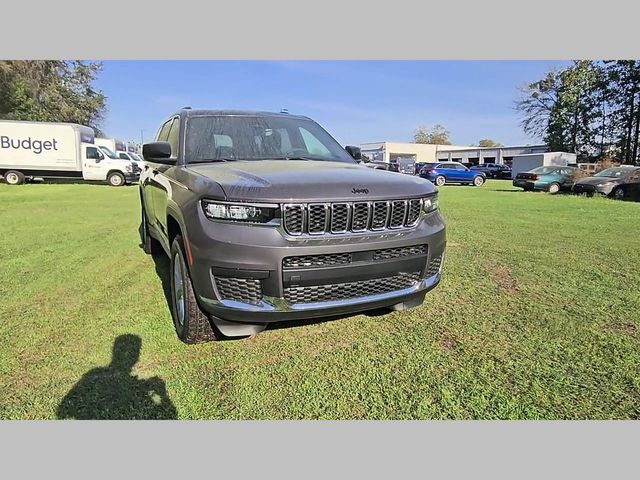 2026 Jeep Grand Cherokee L Laredo 4x4