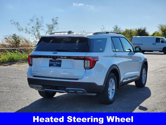 2025 Ford Explorer Active 8