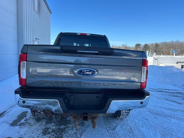 2019 Ford F-350SD Lariat - 4