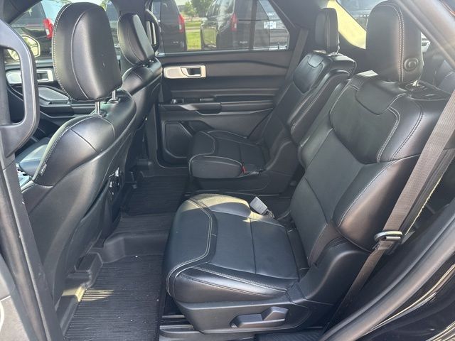 Used 2020 Black Ford ST image 27
