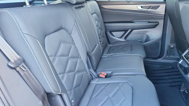 2026 Volkswagen Atlas Cross Sport