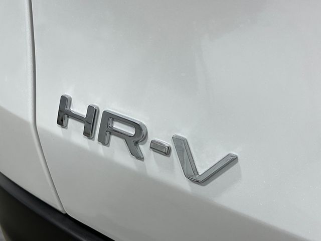 2025 Honda HR-V Sport 9