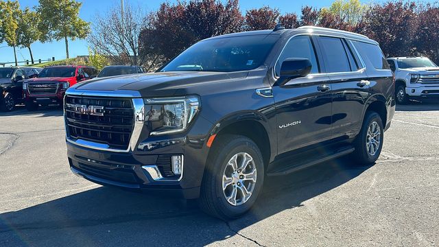 2024 GMC Yukon SLE 8