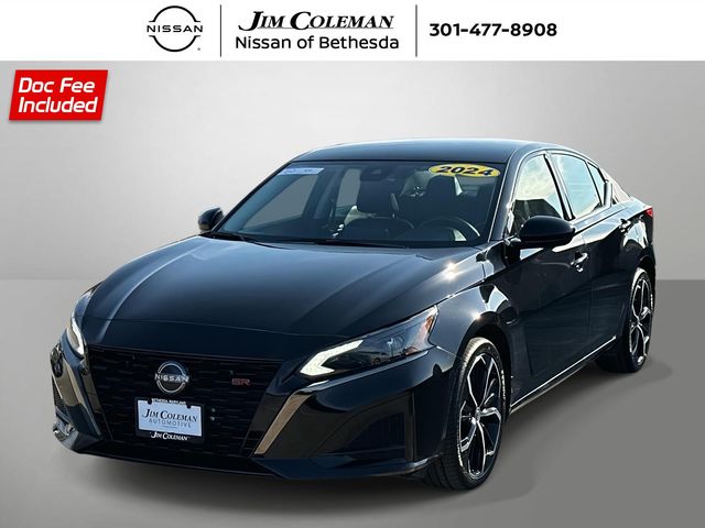 Super Black 2024 Nissan Altima 2.5 SR AWD Sedan All-Wheel Drive Continuously Variable Transmission