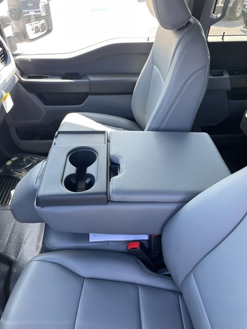 2025 Ford F-350 Super Duty XL