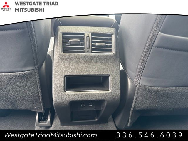 MitsubishiOutlander19