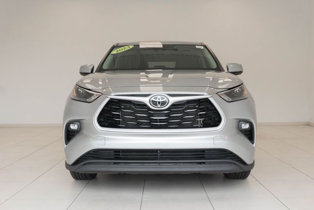 Used 2023 Toyota Highlander SUV
