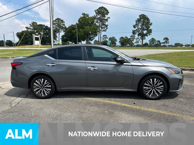 Used 2025 Gray Nissan 2.5 SV image 4