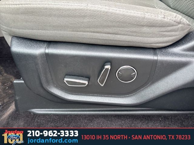 Used Car 2016 Ford F-150  Xlt For Sale Under $25,000 In San Antonio, Texas
