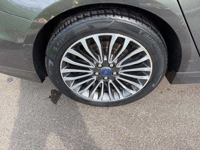 2017 Ford Fusion SE photo