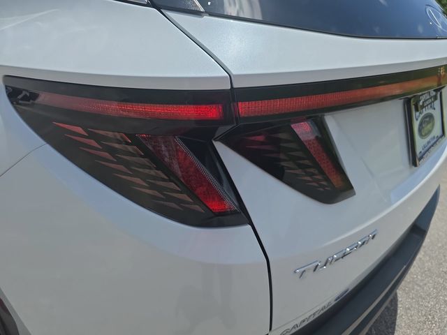 Used 2022 Quartz White Hyundai SEL image 33