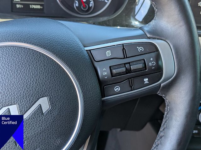 Used 2024 Black Kia EX image 19