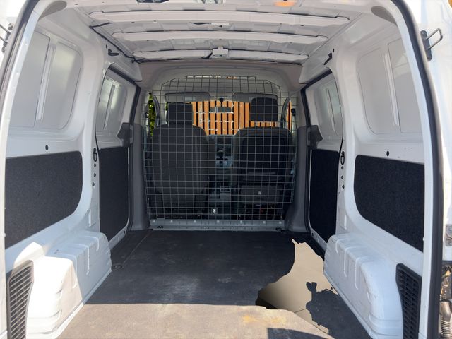 2020 Nissan NV200 Thumbnail