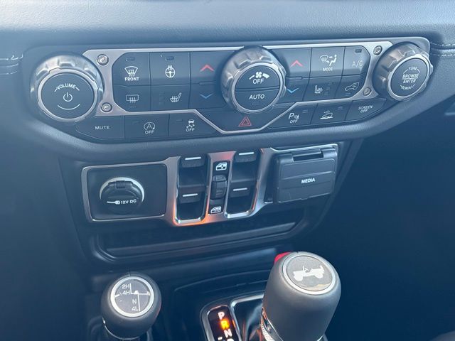 new 2026 Jeep Wrangler car, priced at $46,191