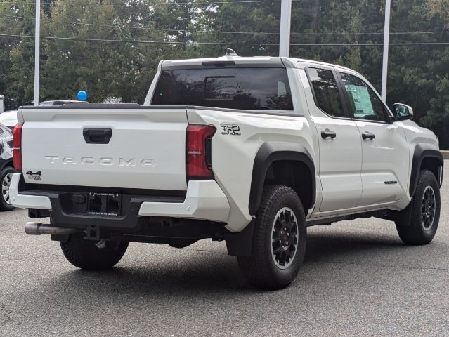 2024 Toyota Tacoma TRD Off-Road 3