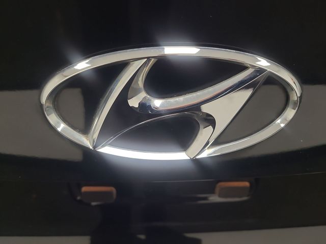 2018 – Hyundai – Elantra