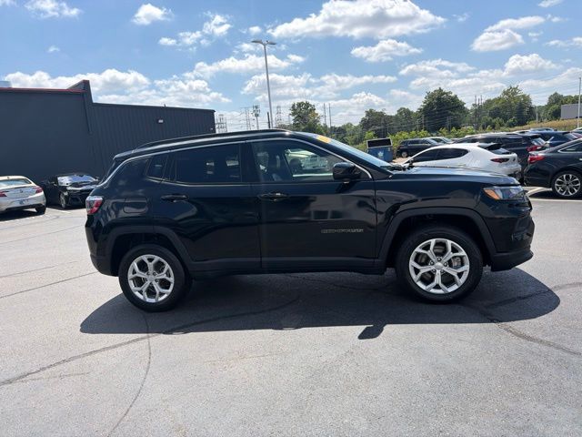 Used 2024 Black Jeep Latitude image 4