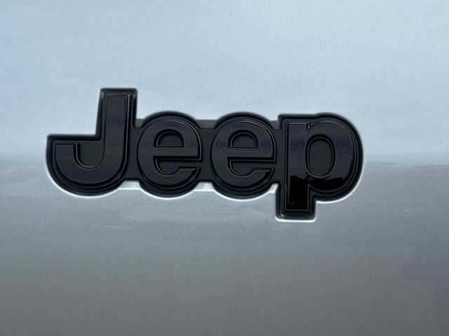 New 2025 Silver Jeep Altitude X image 7