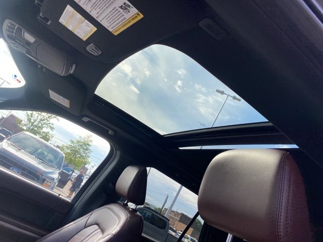 2023 Ford Expedition Max Limited photo