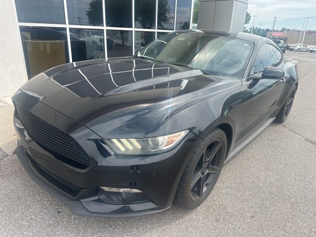 2016 Ford Mustang EcoBoost Coupe Premium's photo