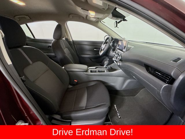 2025 Nissan Sentra SV - Photo 25