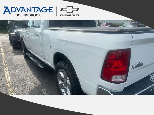Bright White Clearcoat 2017 RAM 1500 Pickup Truck Four-Wheel Drive 8-Speed Automatic