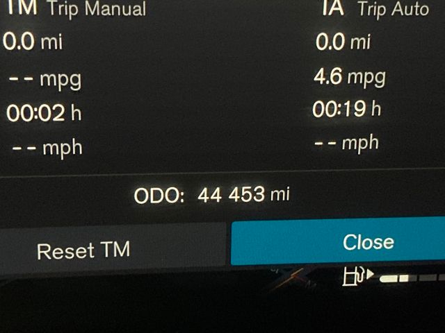 2024 Volvo S60 B5 Core Dark Theme