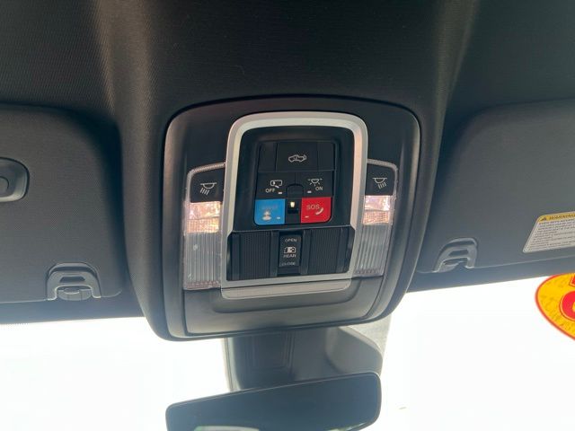 2025 Ram 1500 Big Horn/Lone Star - Diamond Black exterior view 18